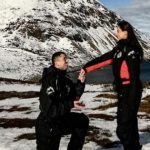 Ricardo Vianna pede Lexa em casamento. (Foto: Instagram)