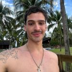 O ator João Guilherme tem sido alvo de intensa atenção nas redes sociais devido à sua notável transformação física. (Foto Instagram)