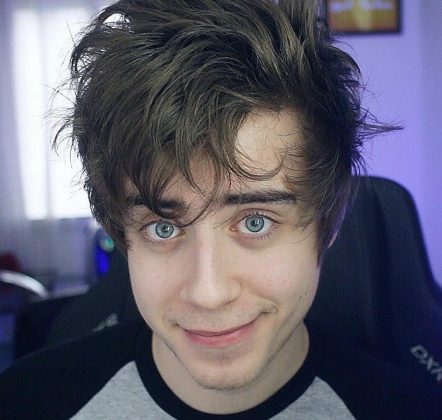 Cellbit na época que namorava a Sasa, em 2017. (Foto: X)