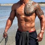 "The Rock" é o apelido de Dwayne Douglas Johnson, um ator, produtor e ex-lutador profissional americano. (Foto: Instagram)