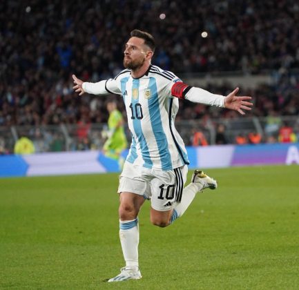 Lionel Messi é o maior vencedor do troféu, com oito conquistas. (Foto: Instagram)