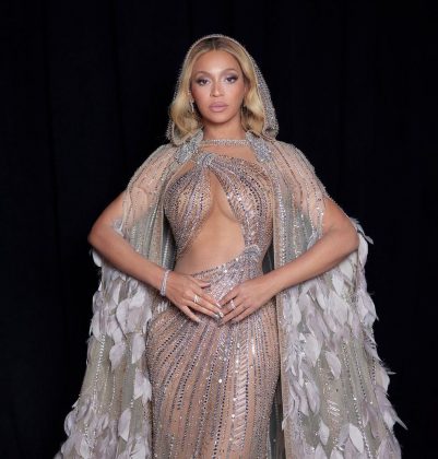 Beyoncé Giselle Knowles-Carter, é uma cantora, compositora, atriz, modelo, dançarina, empresária, estilista, produtora, diretora e roteirista americana. (Foto: Instagram)