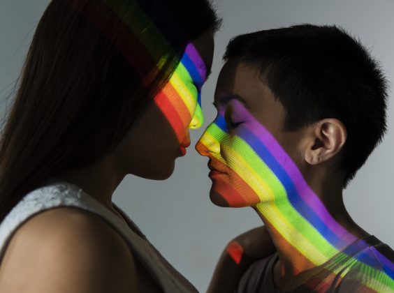 O país aprovou leis que proíbem a promoção de relações sexuais "não tradicionais". (Foto: Freepik)