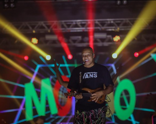 A internação ocorreu após uma crise de saúde durante um show no Rio de Janeiro. (Foto: Instagram)