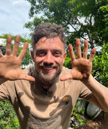 Rafael é conhecido por sua presença marcante na tela. (Foto: Instagram)