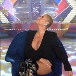 Xuxa continuou pontuando algumas frases ditas pelas mães que seriam equivocadas: “Dizer ‘eu te bato porque quero o teu bem”, está errado; ‘bater em você dói mais em mim do que em você’, está errado". (Foto Instagram)