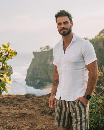 O ator e modelo Lucas Malvacini, de 34 anos, causou impacto ao compartilhar no Instagram sua experiência com a desintoxicação digital. (Foto Instagram)