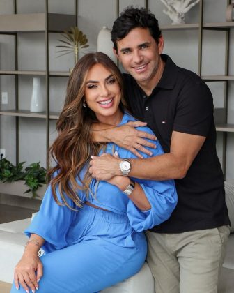 Nicole Bahls anuncia o fim do relacionamento de dois anos com Marcelo Viana (Foto: Insagram)