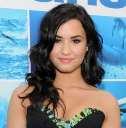 Demi Lovato enfrentou abuso de substâncias e distúrbios alimentares. (Foto: Instagram)