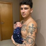 Mirella e Dinho compartilham uma filha, Luna Gabriela, que nasceu em 7 de fevereiro de 2024. A chegada de Luna trouxe ainda mais alegria e significado para a vida do casal (Foto: Instagram)