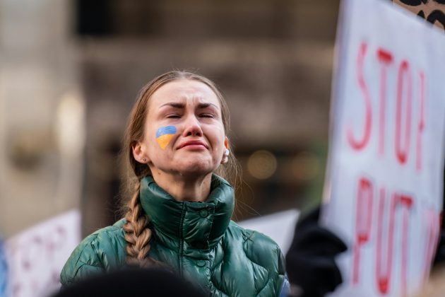 Neste Dia Internacional da Mulher, é crucial que todos se comprometam a ser agentes de mudança (Foto: Pexels)