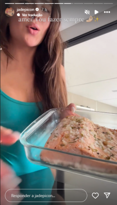 Momento descontraído: Jade compartilha sua especialidade gastronômica com os seguidores. (Foto: Instagram)