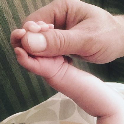 O casal já tinha dois filhos: Strummer (5 anos) e Arlo (2 anos). (Foto: Instagram)