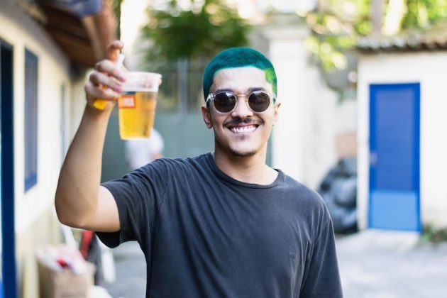 Chico acabou traindo a cantora gaúcha em um bar no Rio de Janeiro. (Foto: Instagram)