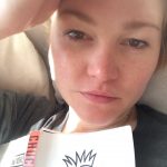 A atriz americana Julia Stiles pegou os seus fãs de surpresa com uma notícia inesperada. (Foto: Instagram)