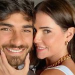 Deborah Secco recebe críticas após separação de Hugo Moura: "Se comporte senhora". (Foto: Instagram)