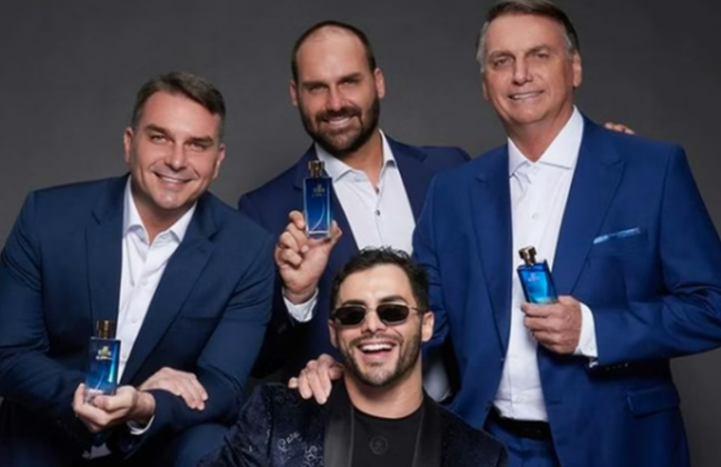 “Mito”: Bolsonaro e filhos estrelam campanha de novo perfume. (Foto: Instagram)