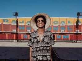 Bruno Mars desembarca no Brasil para uma nova turnê. (Foto: Instagram)