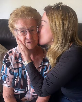 Zilu Godoi revela sobre saúde da mãe de 89 anos após internação às pressas. (Foto: Instagram)