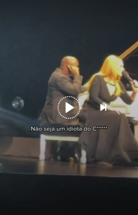 Adele reage ao comentário ofensivo no palco. (Foto: Instagram)