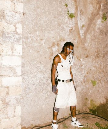 Travis Scott preso por invasão de propriedade e conduta desordeira em Miami. (Foto: Instagram)