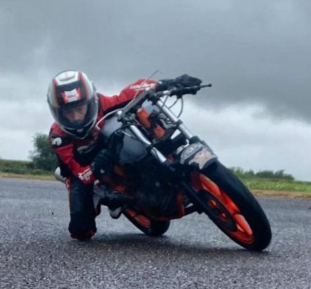 Imprensa argentina apresentava garoto como grande promessa no motociclismo. (Foto: Instagram)