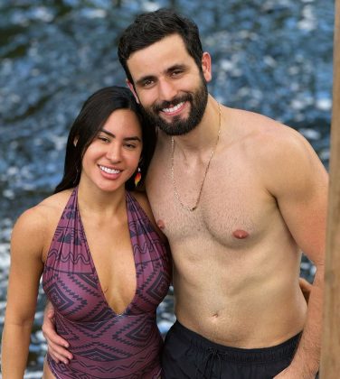 Isabelle Nogueira reclama do frio e é surpreendida por Matteus (Foto: Instagram)