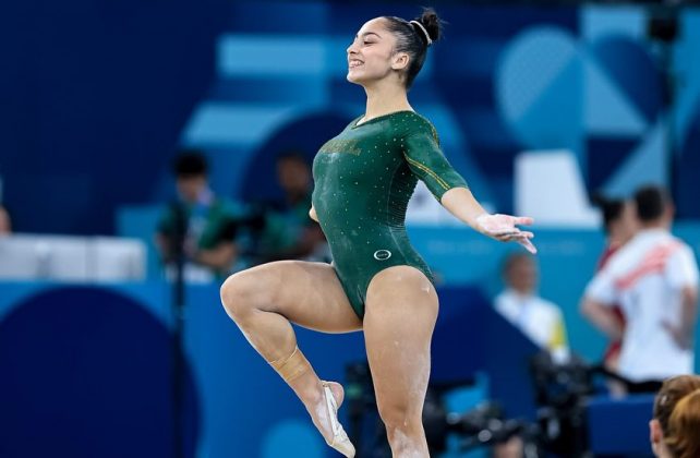 Julia Soares ganha mais de 200 mil seguidores após estreia nas Olimpíadas de Paris (Foto: Divulgação/Conf. Brasileira de Ginástica)