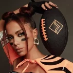 Anitta é cotada para fazer show no jogo da NFL em São Paulo. (Foto: Instagram)