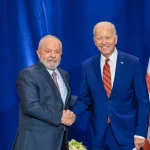 Ele acusa Biden de "encher os cofres" iranianos. (Foto: Instagram)