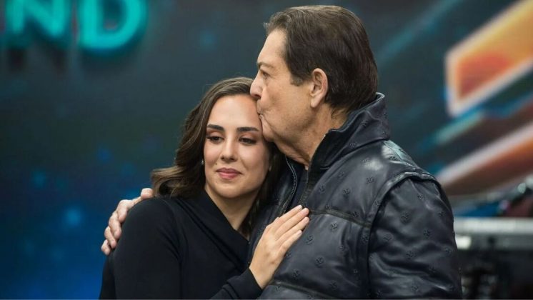 Filha de Faustão abre o jogo sobre carreira como cantora e admite: "Tenho privilégio". (Foto: Band)