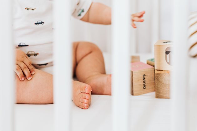 De acordo com o boletim de ocorrência, a mãe, em estado de choque, detalhou o caso. (Foto Pexels)