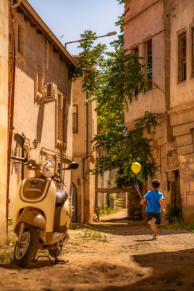 Apesar da advertência, o filho não se afastou, levando o pai a efetuar o disparo. (Foto Pexels)