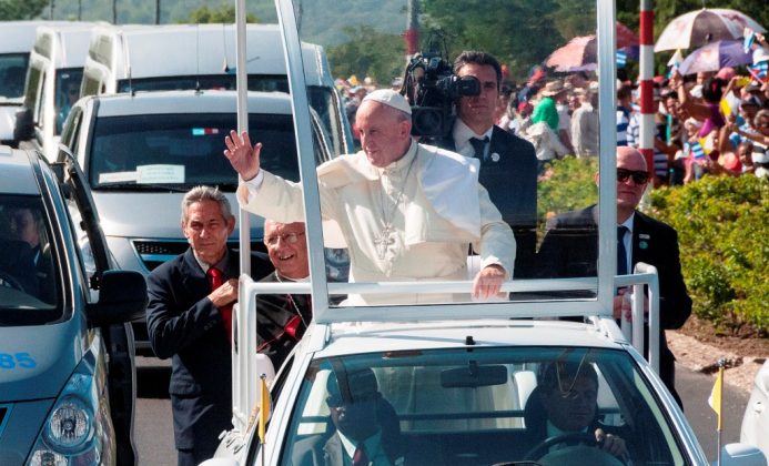 Papa Francisco expressa profunda solidariedade com as vítimas. (Foto: Instagram)