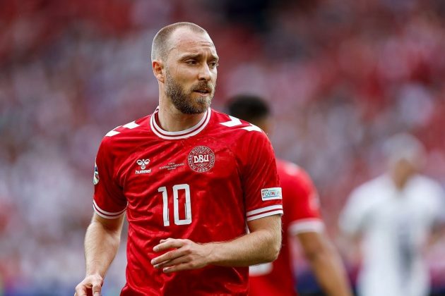 Durante a estreia da Dinamarca na Eurocopa 2021, contra a Finlândia, o meio-campista Christian Eriksen sofreu uma parada cardíaca e caiu em campo. (Foto Instagram)