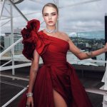 Cara Delevingne confessou que lutou contra o vício desde jovem. (Foto Instagram)