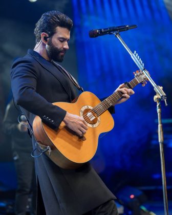 O Gusttvo Lima conversou com o Leo Dias através da Billboard Brasil e durante a entrevista, revelou que faz terapia, deixando o jornalista de surpresa (foto: Instagram)