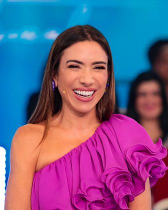 Patrícia Abravanel se emociona com homenagens a Silvio Santos durante desfiles de 7 de setembro (Foto Instagram)