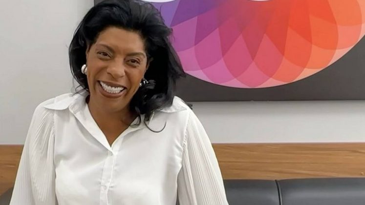 Márcia Fu pede demissão do SBT após polêmica de fake news na emissora. (Foto: Instagram)