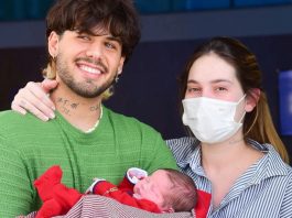 Virginia e Zé Felipe deixam maternidade com José Leonardo nos braços. (Foto: Reprodução)