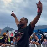 Will Smith faz show para garis e trabalhadores no Rio. (Foto: Instagram)