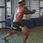 surfista, Gabriel Medina foi filmado enquanto fazia aula de fisioterapia integrativa, em um Centro Integrativo de Saúde e Bem-Estar, em São Paulo (Foto: Instagram)