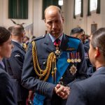 O herdeiro do trono britânico, príncipe William, resolveu mudar o visual e pegou todos de surpresa. O futuro rei, que sempre manteve seu rosto liso, apareceu de barba em uma foto nas redes sociais (Foto: Instagram)