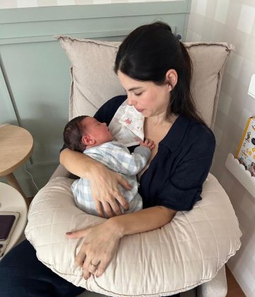 Sthefany Brito celebra 15 dias de vida do filho Vicenzo: "A mãe mais sortuda desse mundo" (Foto: Instagram)