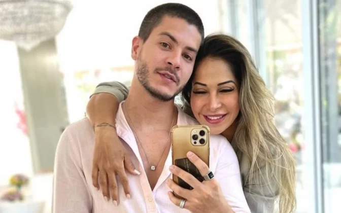 Arthur Aguiar afirma que traições a Maíra Cardi ainda prejudicam sua carreira. (Foto: Instagram)