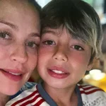 Luana Piovani revela frustração pelo filho morando no Brasil com Pedro Scooby. (Foto: Instagram)