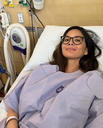 A atriz de X-Men, Olivia Munn, descobriu em março deste ano que estava com câncer de Mama (Foto: Instagram)