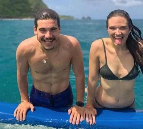 Nicolas e Juliana Paiva viveram um romance em 2018, enquanto protagonizavam a novela "O Tempo Não Para". (Foto Instagram)