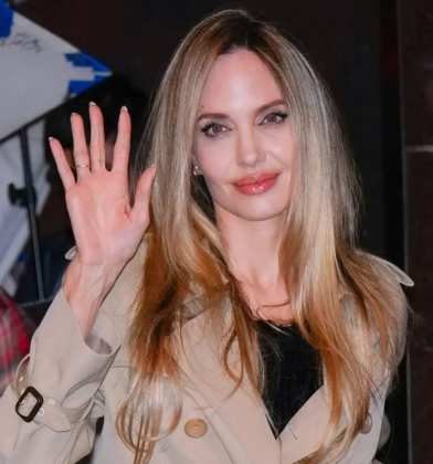 Angelina Jolie vende itens de luxo para equilibrar as contas. (Foto: Instagram)