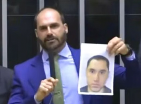 PF diz que Eduardo Bolsonaro cometeu injúria contra delegado. (Foto: Reprodução)